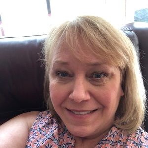 Meet your Posher, Janet